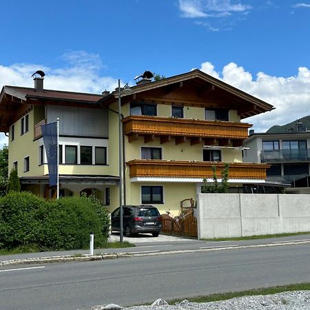 Haus Laubreuter Leilighet Kaprun Eksteriør bilde